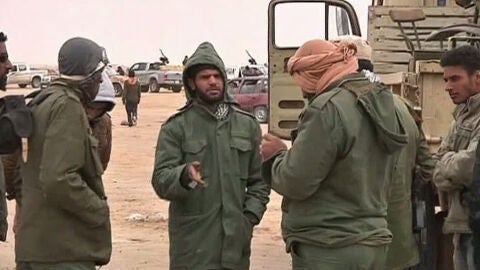 Los rebeldes luchan por Ajdabiya