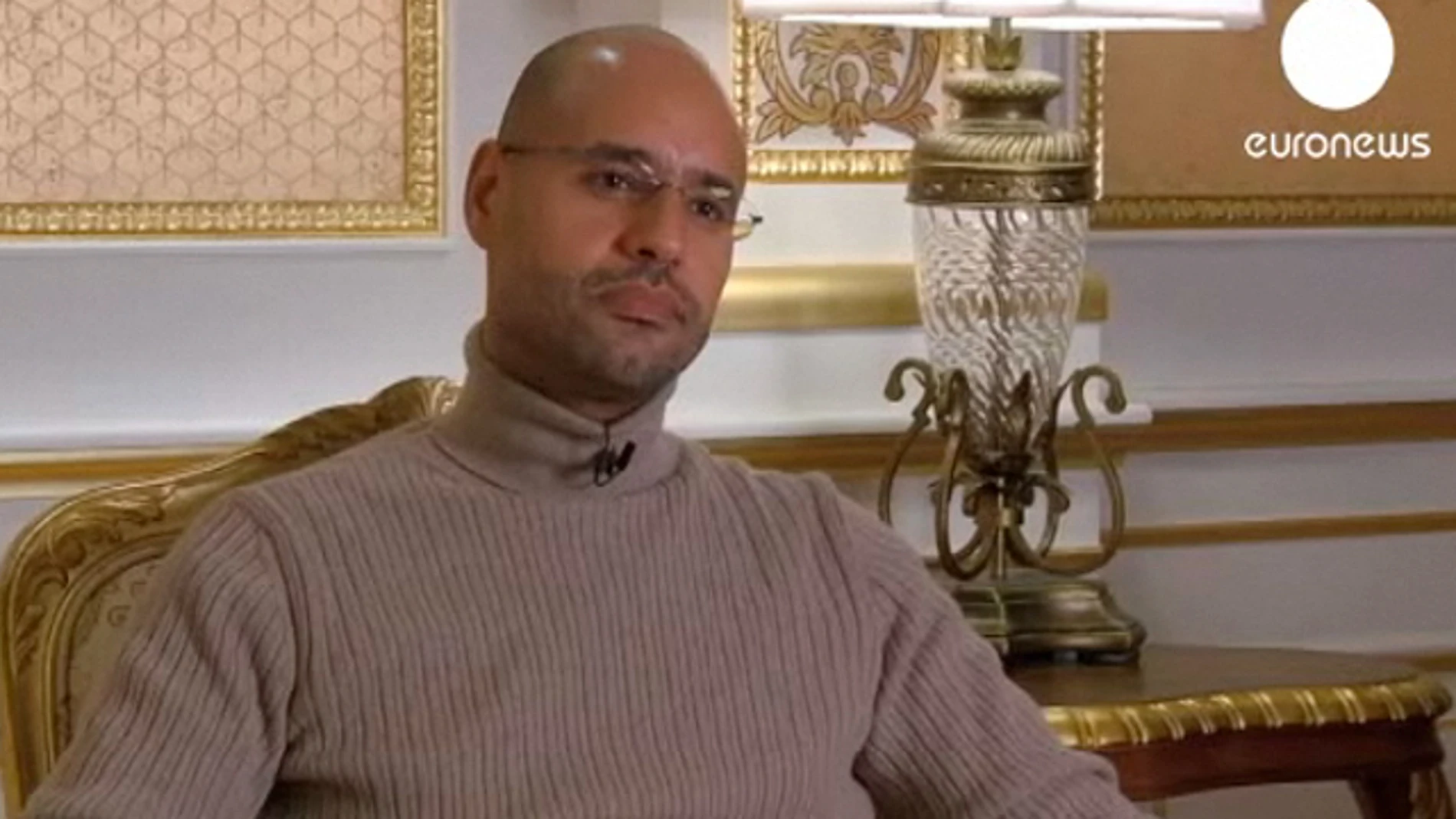 Saif al Islam, durante la entrevista Saif al Islam, durante la entrevista