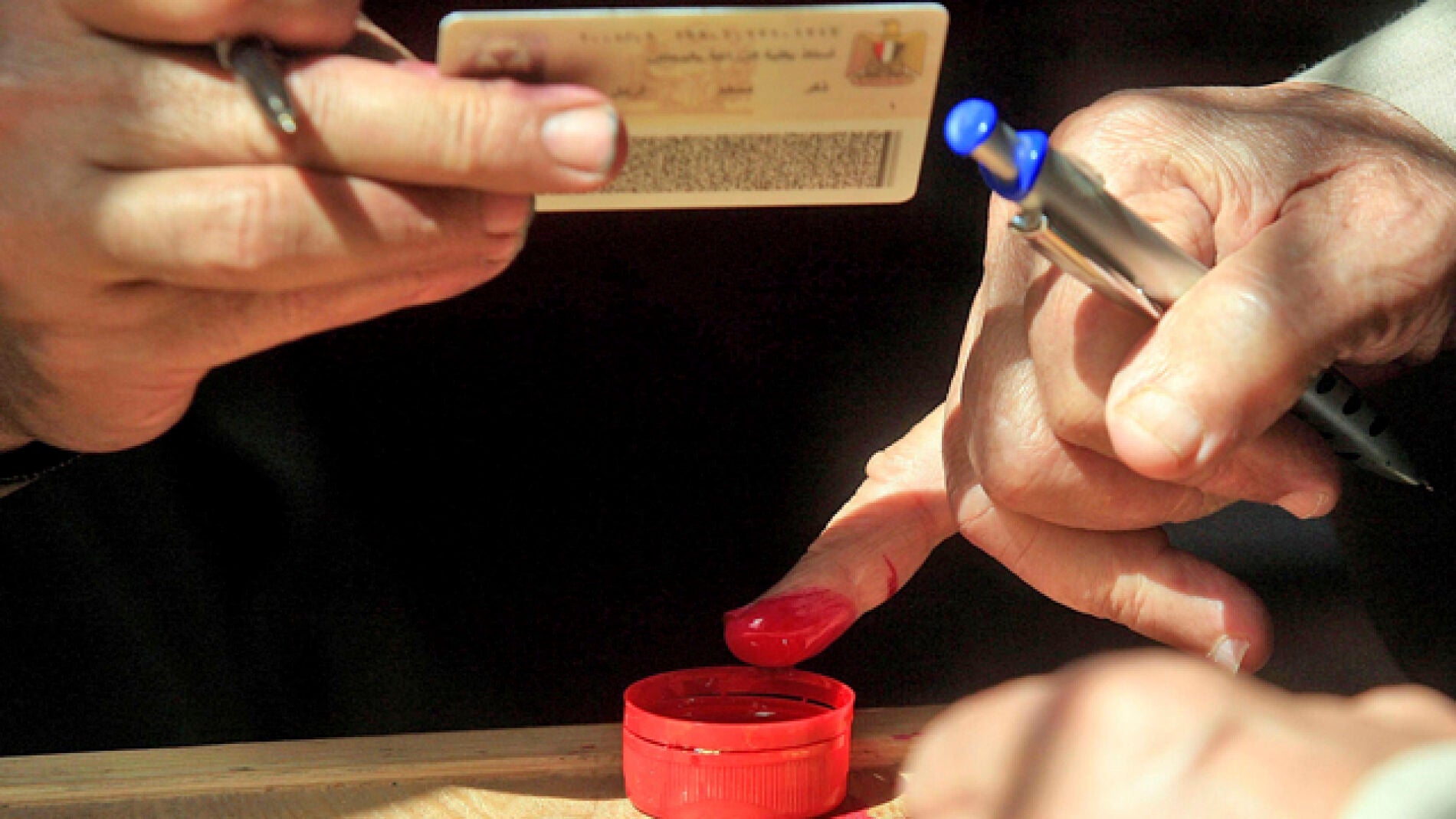 Gana el "si" en el refer&eacute;ndum en Egipto