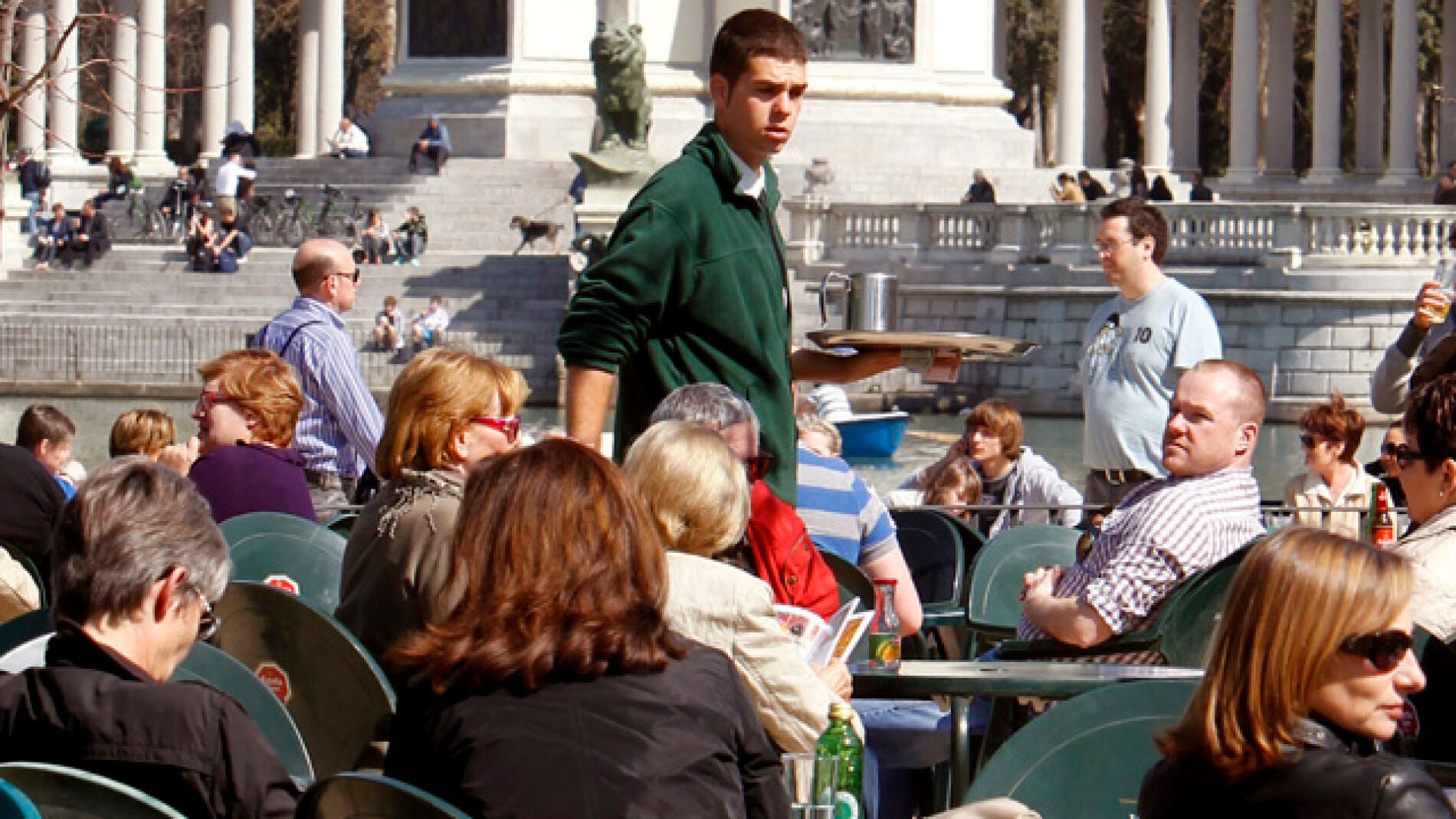 Una terraza en el parque del Retiro de Madrid