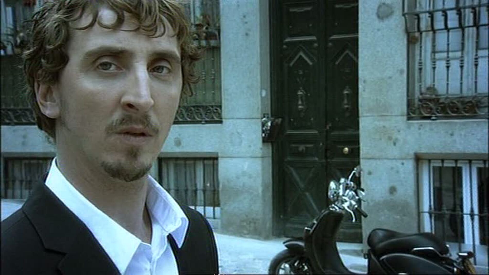 Burbuja, perseguido por Philippe 