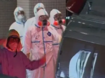 Dos trabajadores de Fukushima hospitalizados por radiación excesiva Dos trabajadores de Fukushima hospitalizados por radiación excesiva