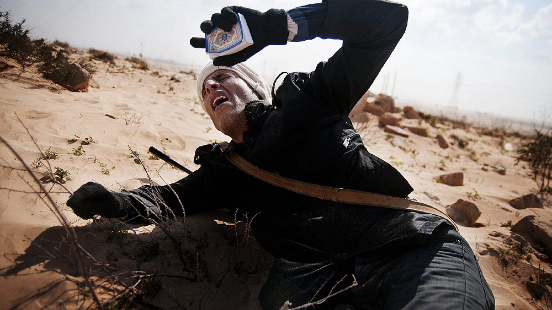 Bombardeos de fuerzas de Gadafi en Ajdabiya