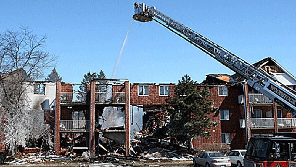 Edificio de Ontario destruido por una explosión