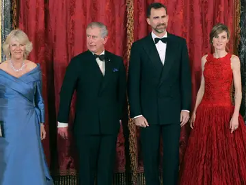 Los Príncipes, de gala en el Palacio Los Príncipes, de gala en el Palacio