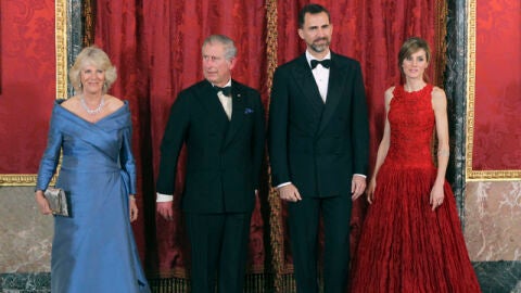 Los Pr&iacute;ncipes, de gala en el Palacio