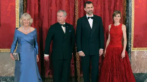 Los Príncipes, de gala en el Palacio Los Príncipes, de gala en el Palacio