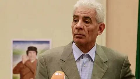 Musa Kusa, antiguo ministro de Exteriores libio Musa Kusa, antiguo ministro de Exteriores libio