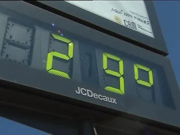 Abril entra en la Península con sol y buen tiempo Abril entra en la Península con sol y buen tiempo