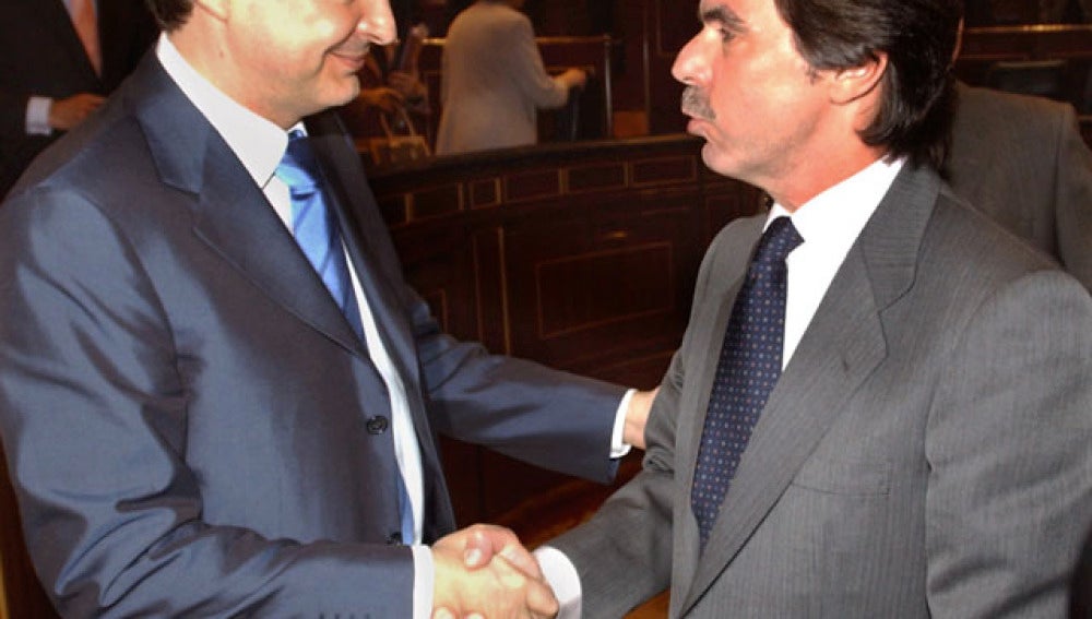 Aznar felicita a Zapatero