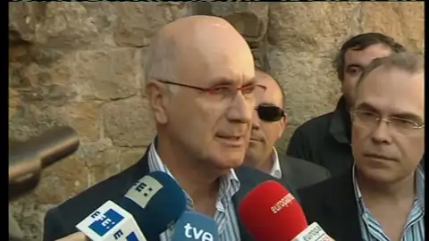 Duran I Lleida dice que Zapatero es un lastre para el partido socialista Duran I Lleida dice que Zapatero es un lastre para el partido socialista