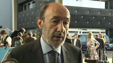Rubalcaba dice que la reacción de Bildu al tiroteo es 