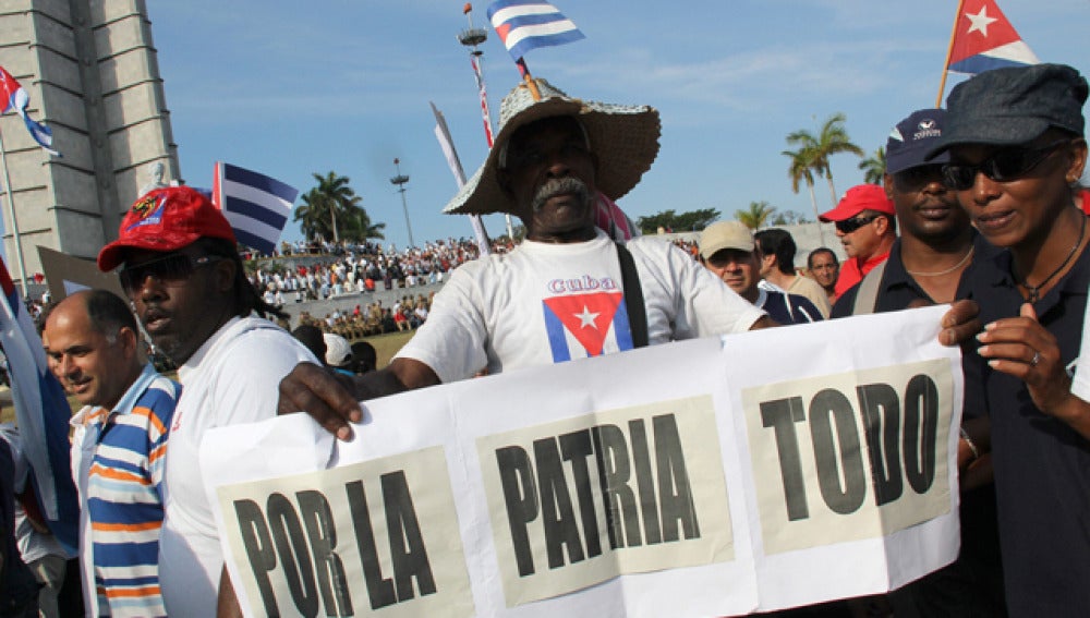 Desfile militar en Cuba