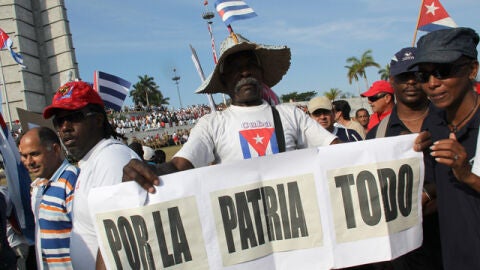 Desfile militar en Cuba