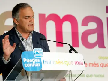 González Pons durante el acto en Valencia González Pons durante el acto en Valencia