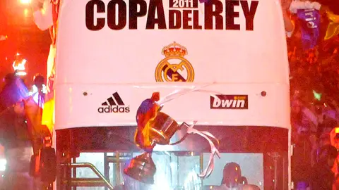 La Copa del Rey en su caída La Copa del Rey en su caída