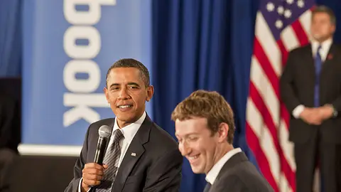 Mark Zuckerberg, con traje ante Obama Mark Zuckerberg, con traje ante Obama