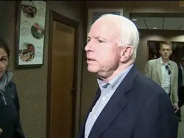 John McCain viaja a Libia John McCain viaja a Libia