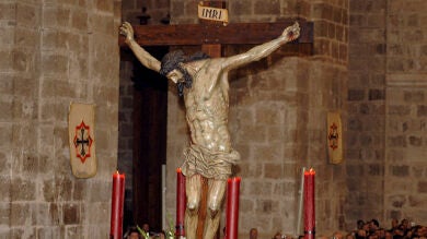 Una empresa jerezana quiere comercializar paraguas para pasos de Semana Santa