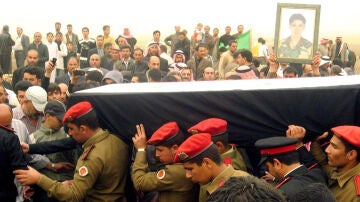 Funeral de un sargento del ejército en la norteña provincia de Hasaka