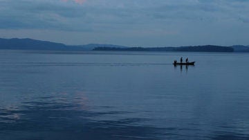 38 muertos y decenas de desaparecidos en un naufragio en el lago Kivu