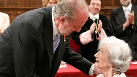 Ana Mar&iacute;a Matute