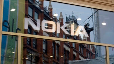 Nokia Siemens anuncia el despido de 17.000 empleados en todo el mundo