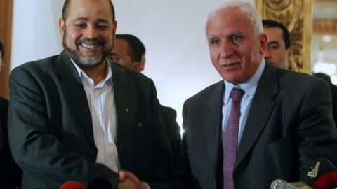 Al Fatah y Ham&aacute;s ponen fin a su divisi&oacute;n tras lograr el entendimiento en Egipto