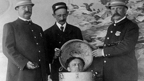 El mago ilusionista Houdini