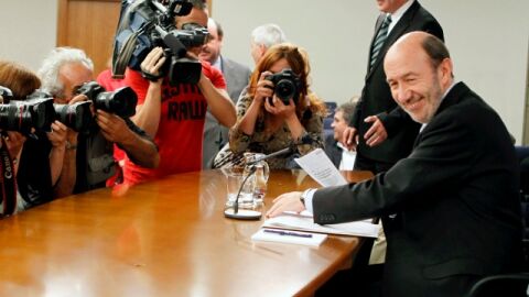 El vicepresidente primero, portavoz del Gobierno y Ministro del Interior, Alfredo P&eacute;rez Rubalcaba