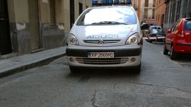 Fallece una mujer apuñalada por su hijo en el distrito de Barajas 
