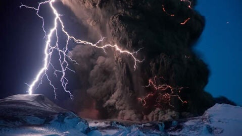 Volc&aacute;n en Islandia