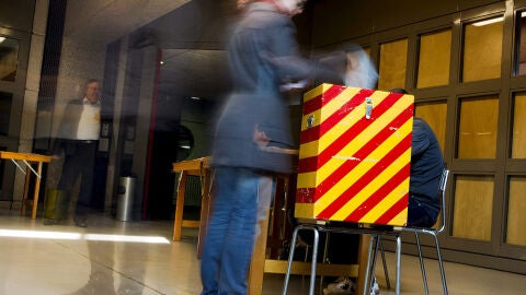 Una votante en Z&uacute;rich