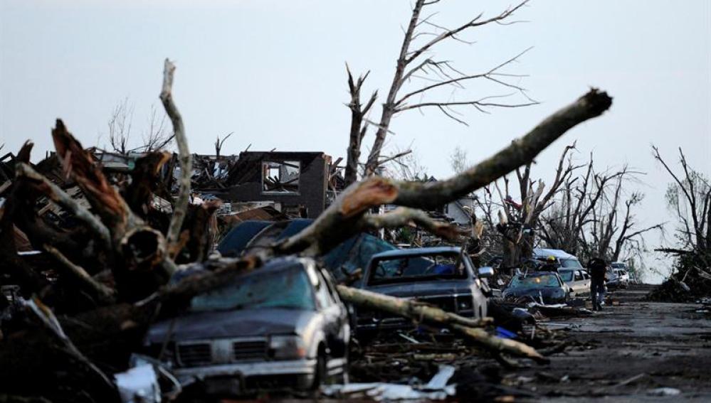 El tornado arrasó Missouri