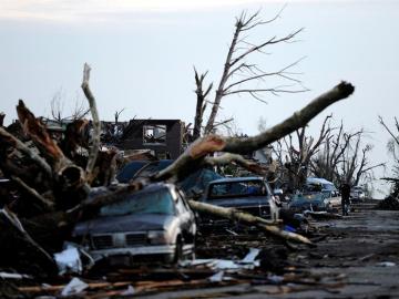 El tornado arrasó Missouri