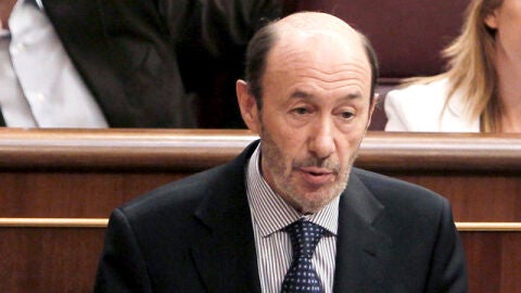 Rubalcaba saca a relucir su iron&iacute;a
