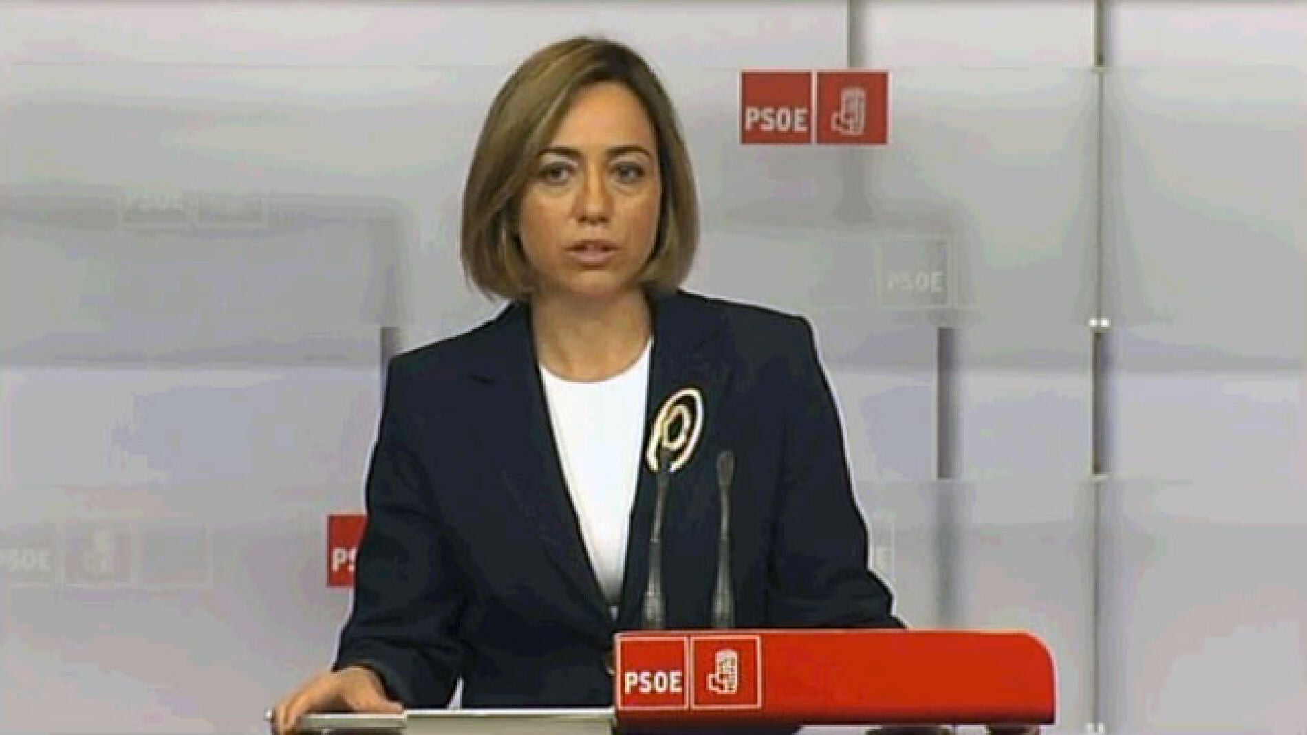 Rueda de prensa de Carme Chac&oacute;n