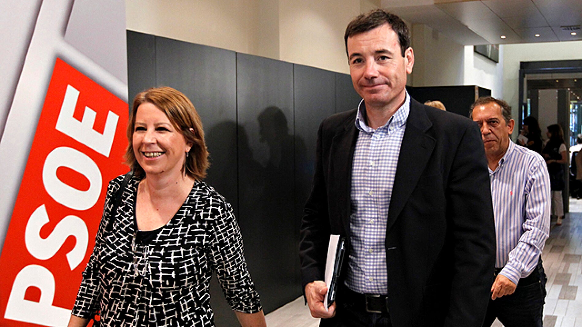 T&oacute;mas G&oacute;mez a su llegada al comit&eacute; federal