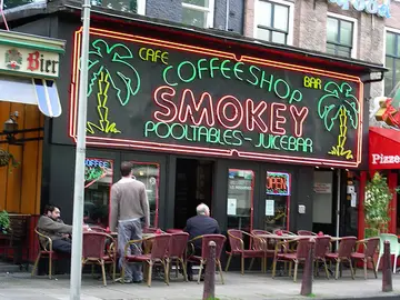 Coffee Shop Smokey en Amsterdam Coffee Shop Smokey en Amsterdam