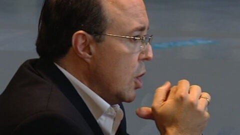 El profesor Jos&eacute; Carlos Carmona