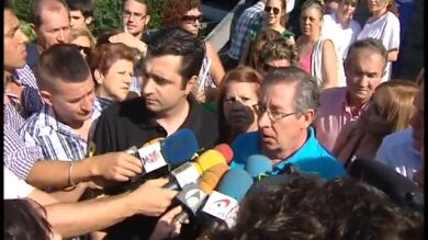 Familiares de Ortega Cano a la salida del hospital