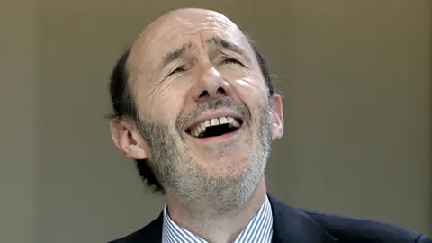 Alfredo Pérez Rubalcaba, durante su entrevista en la Cadena SER Alfredo Pérez Rubalcaba, durante su entrevista en la Cadena SER