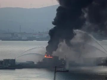 Explosión en una refinería de Gibraltar Explosión en una refinería de Gibraltar