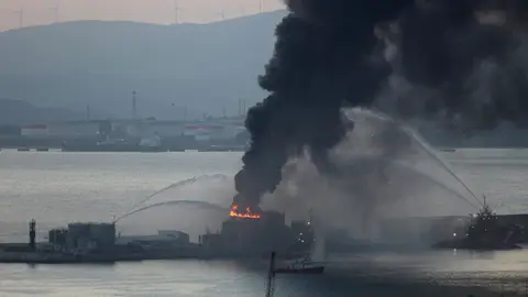 Explosión en una refinería de Gibraltar Explosión en una refinería de Gibraltar
