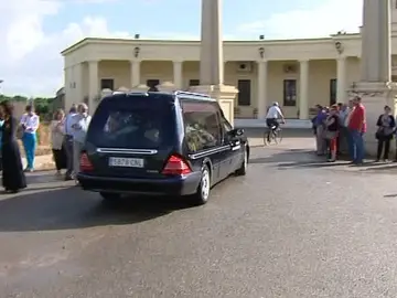 Familia del fallecido en el accidente de Ortega Cano espera informe definitivo de la Guardia Civil Familia del fallecido en el accidente de Ortega Cano espera informe definitivo de la Guardia Civil