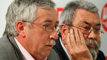 Ignacio Fernández Toxo y Cándido Méndez, en rueda de prensa