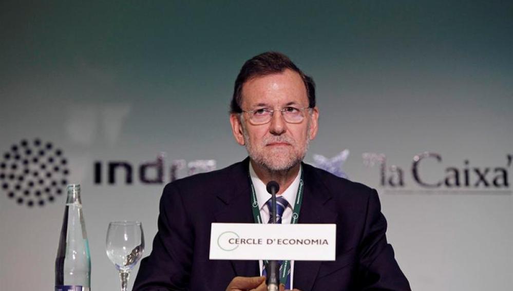 Rajoy: "La prioridad es crecer, no el deficit fiscal"