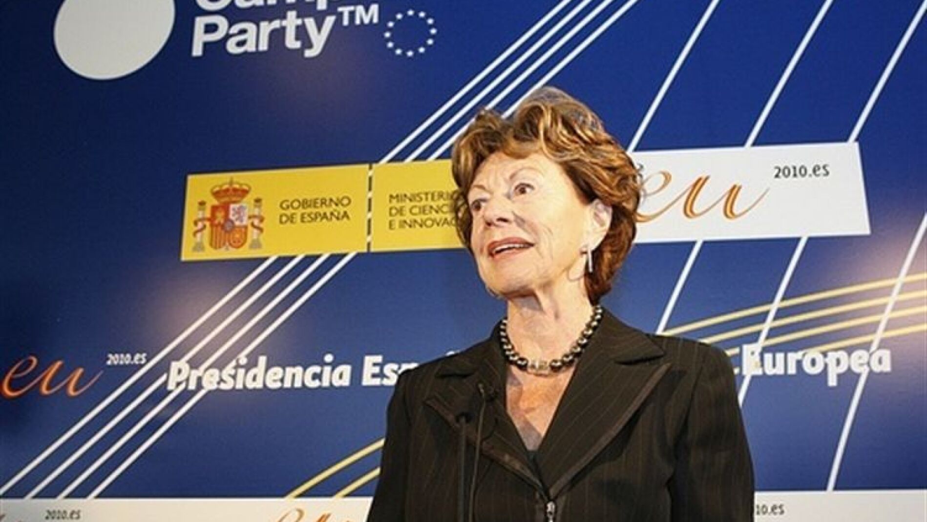 Neelie Kroes, vicepresidenta de la Comisi&oacute;n Europea y responsable de la Agenda Digital