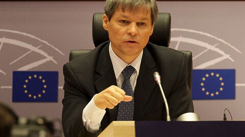 El comisario de agricultura, Dacian Cioclos