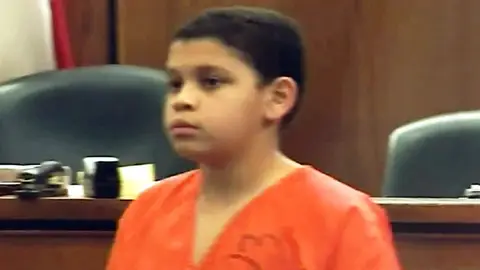 Un niño de 12 años condenado a cadena perpetua. Un niño de 12 años condenado a cadena perpetua.